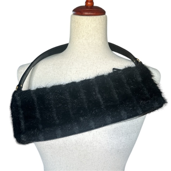 Kate Spade Black Faux Fur Shoulder Bag Embossed Strap Bright Print Lining Chic - Picture 3 of 15